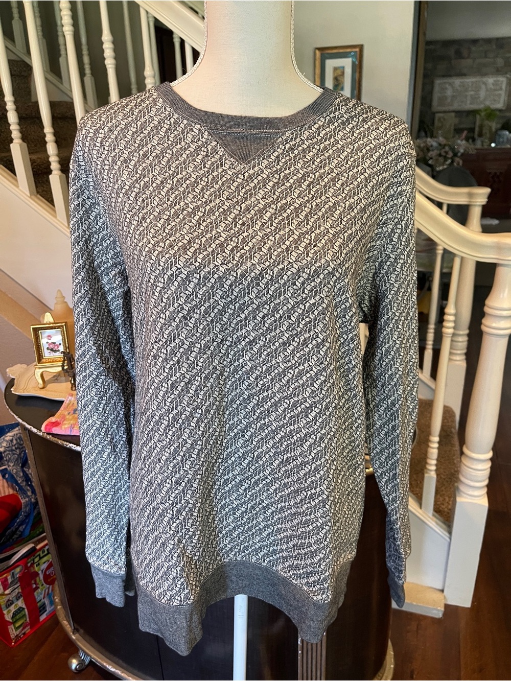 Club Monaco Gray Textured Crewneck Sweater